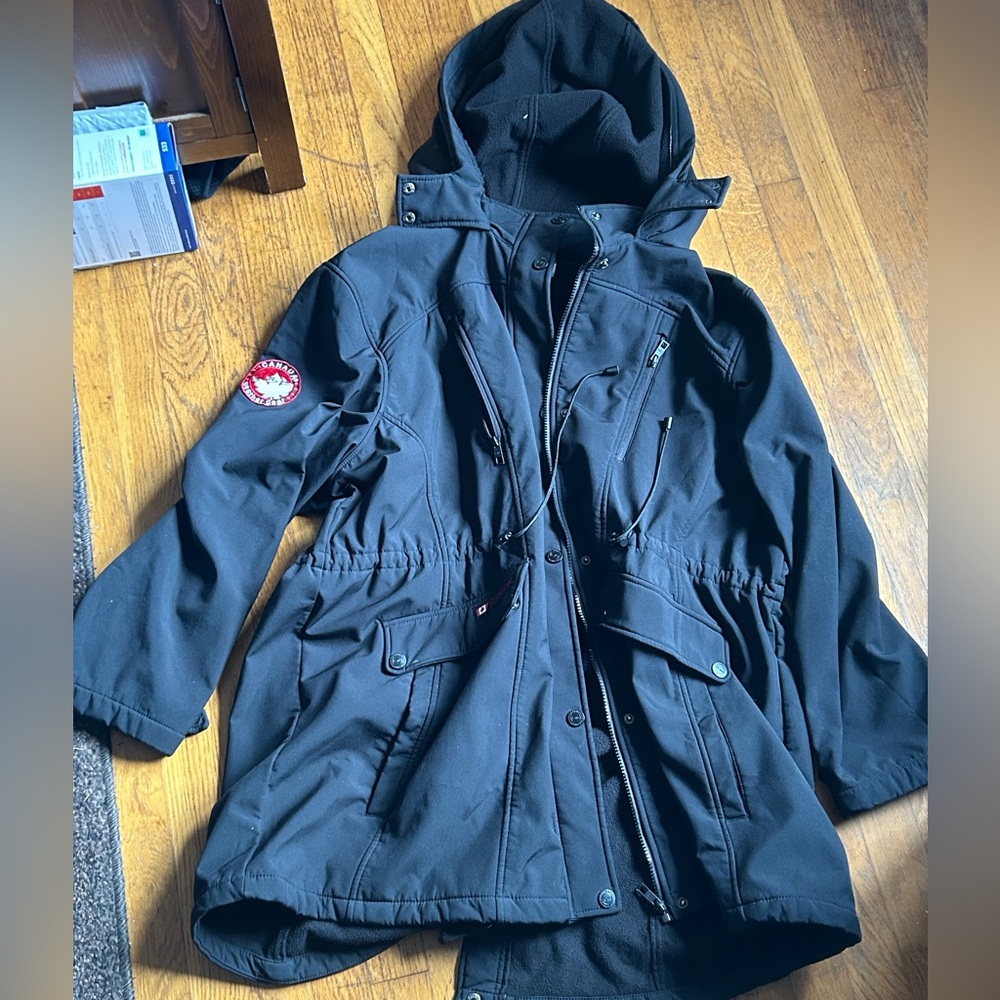 CANADA jacket - LIKE-NEW CONDITION